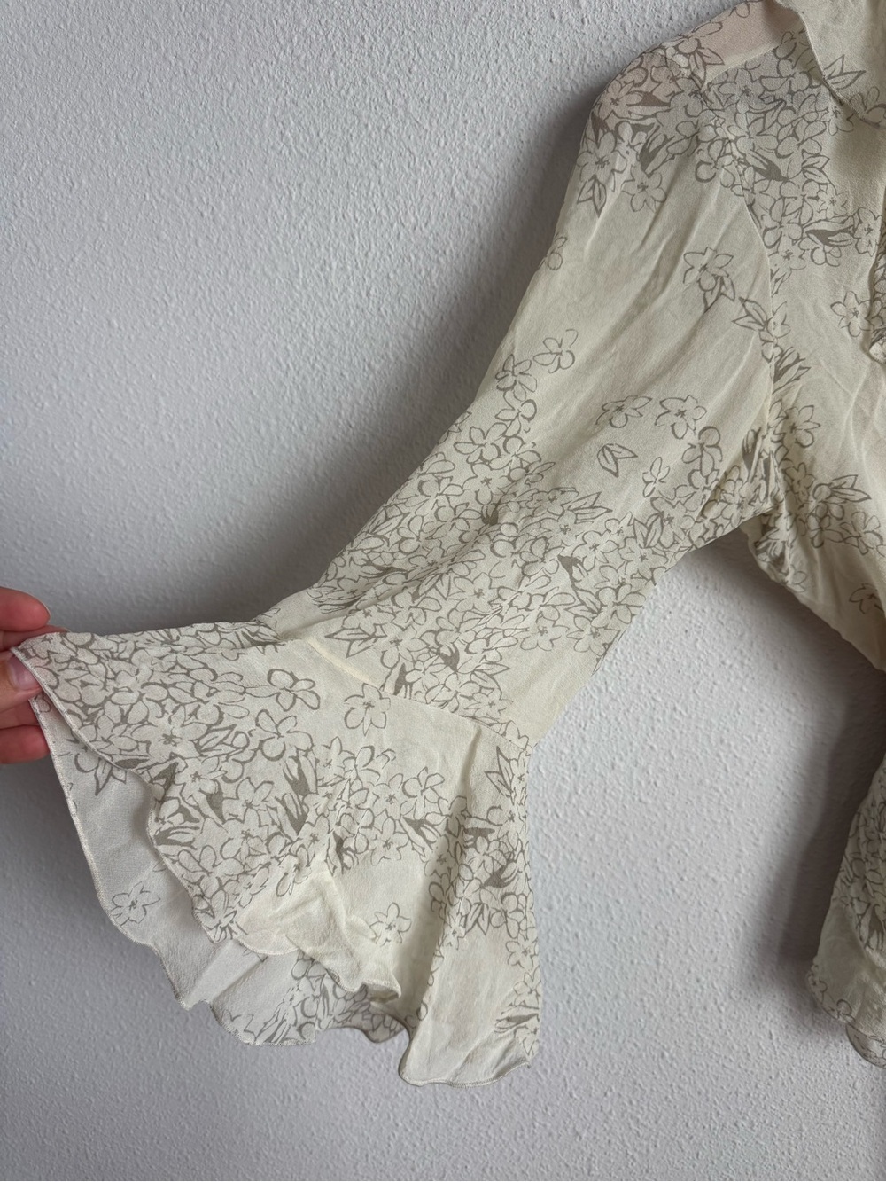 The Limited Vintage Cream Floral Wrap Blouse - Picture 2 of 8